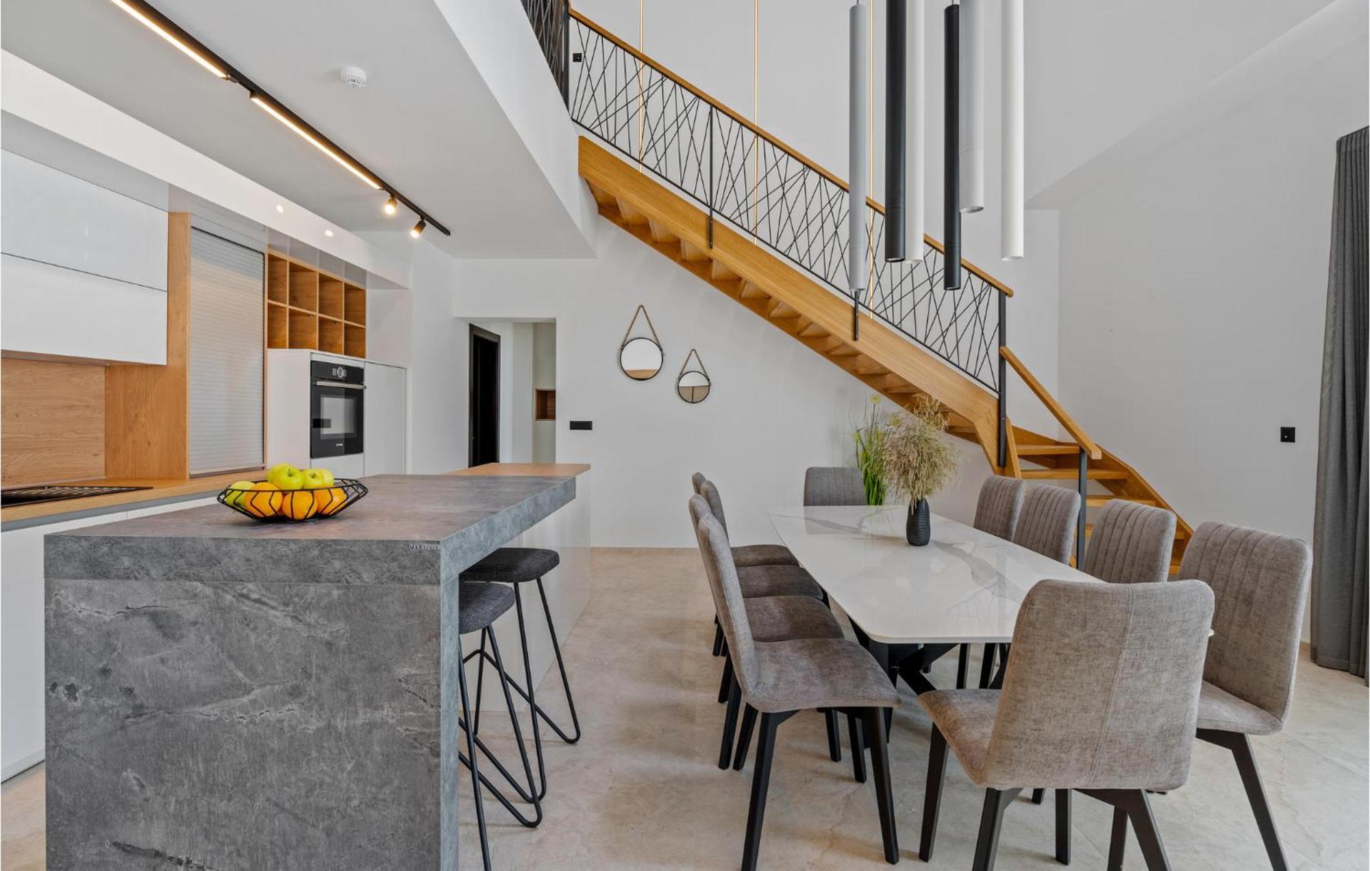 Beautiful Home In Omis With Kitchen Esterno foto