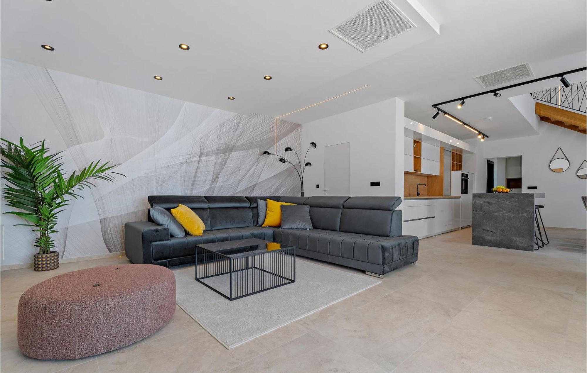 Beautiful Home In Omis With Kitchen Esterno foto