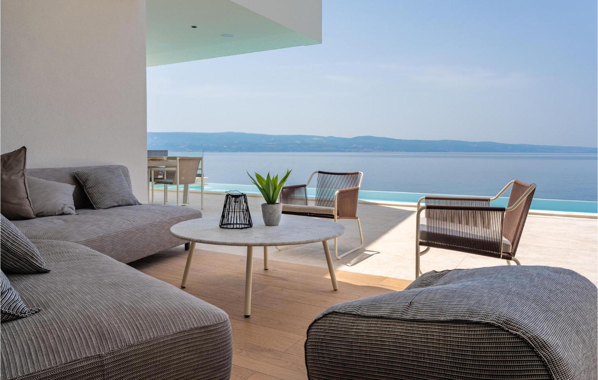Beautiful Home In Omis With Kitchen Esterno foto