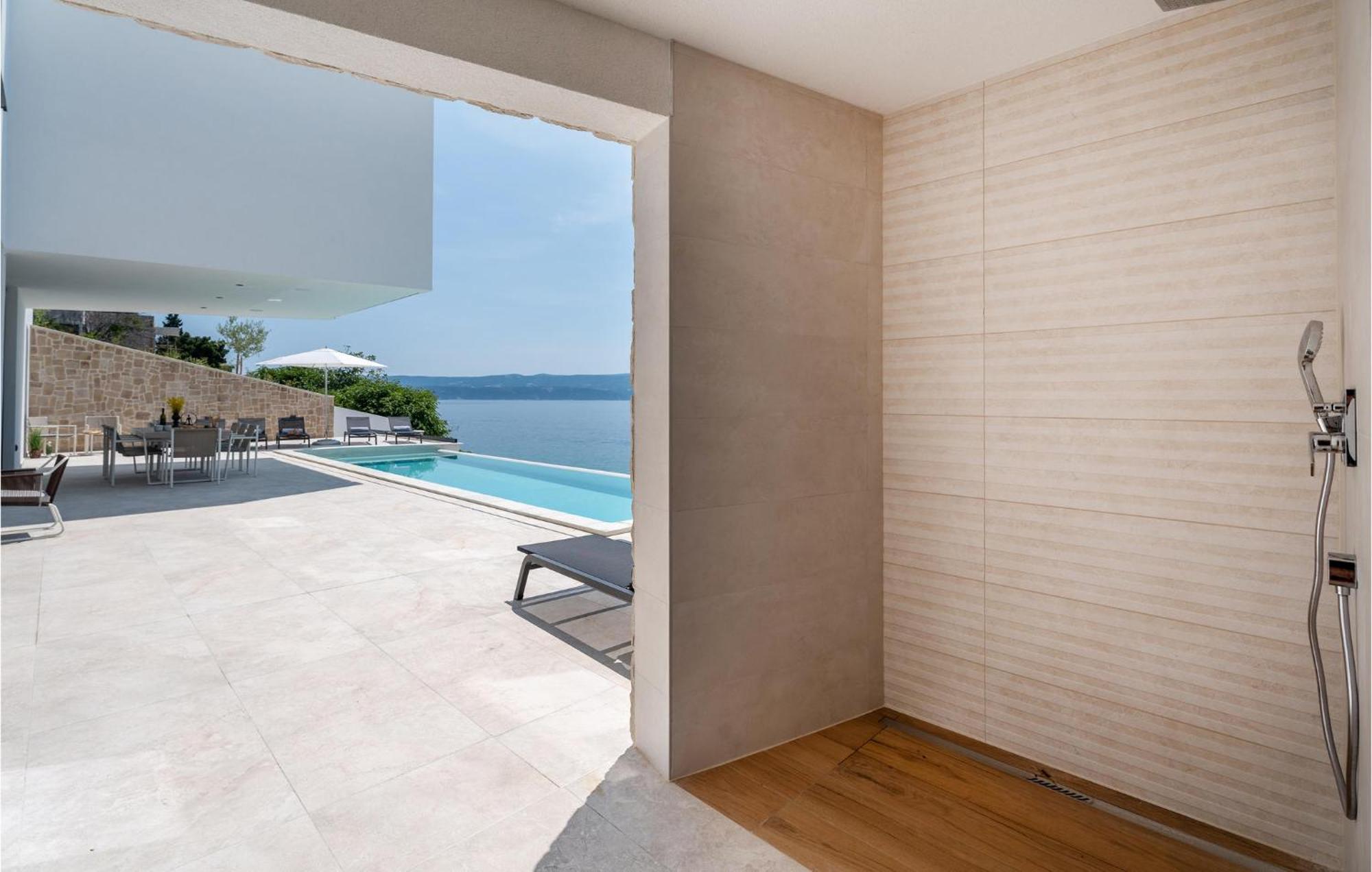 Beautiful Home In Omis With Kitchen Esterno foto