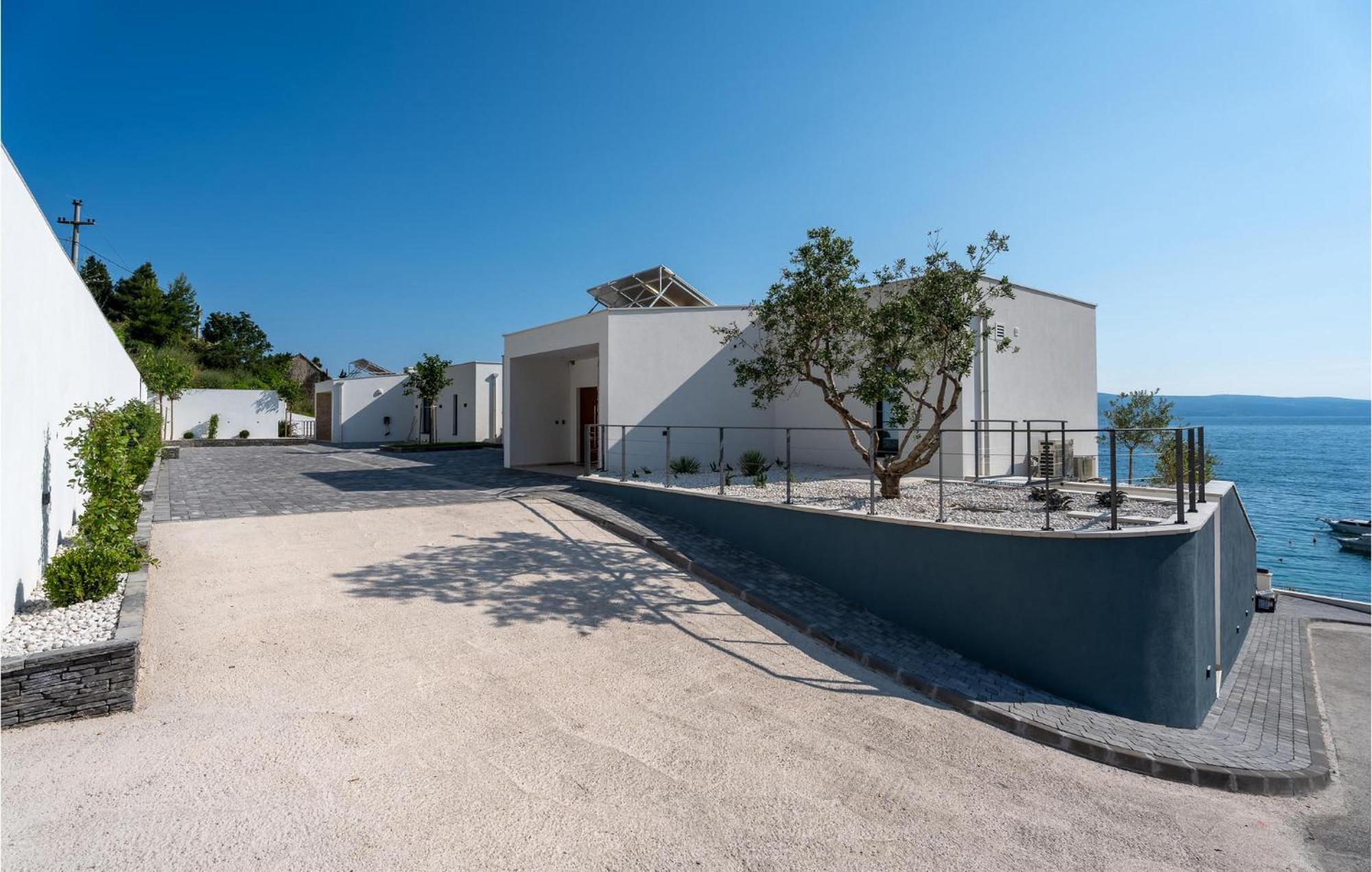 Beautiful Home In Omis With Kitchen Esterno foto